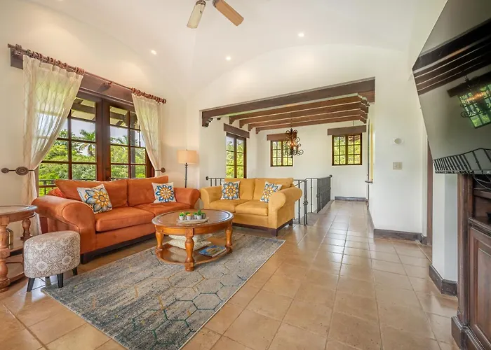 Dream House In Prestigious Hacienda Pinilla Villa