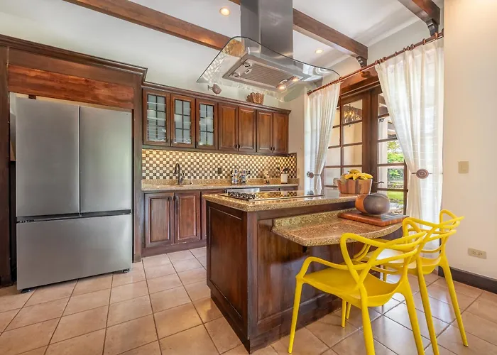 Dream House In Prestigious Hacienda Pinilla Villa *